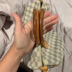 Louis Vuiitton speedy 30